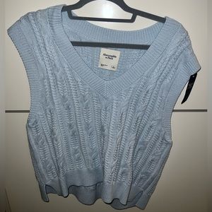 Abercrombie & Fitch Cropped Sweater Vest — Light Blue — Size L